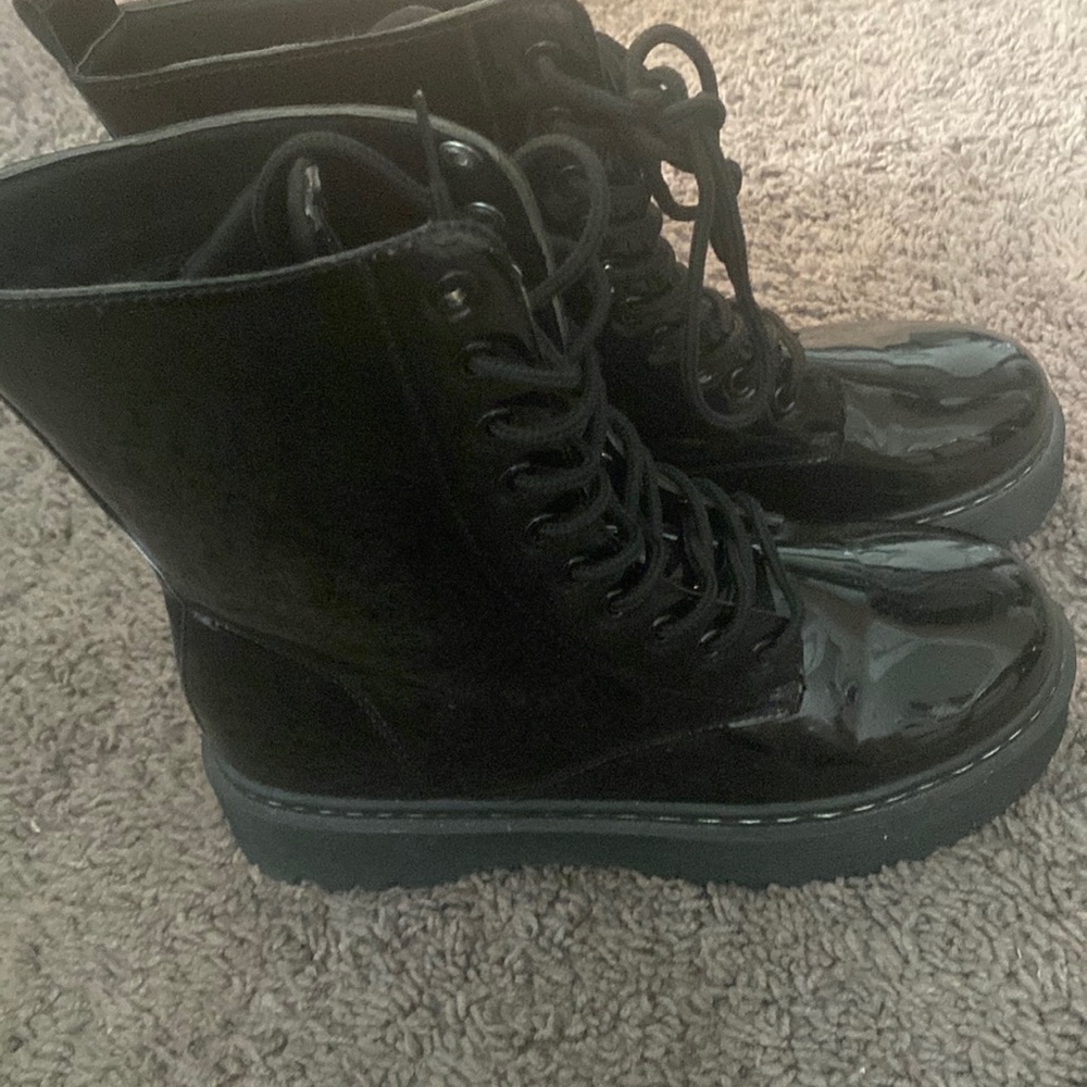 Unilody calf high  women booths 8.5